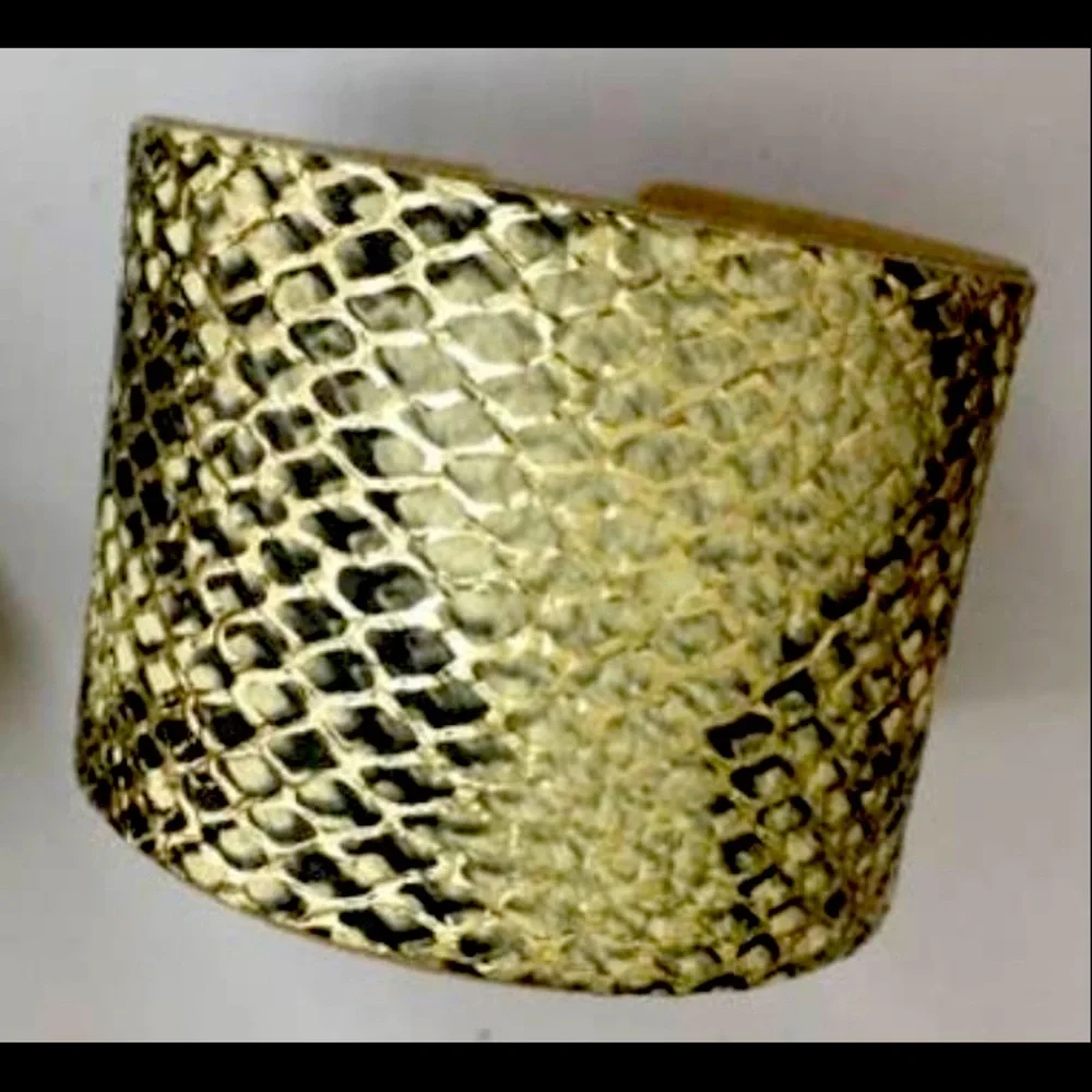 Python Print Cuff - Picture 1 of 1